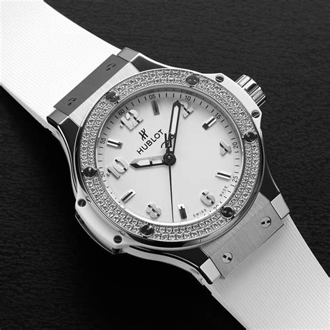 white hublot big bang diamonds|hublot big bang original gold.